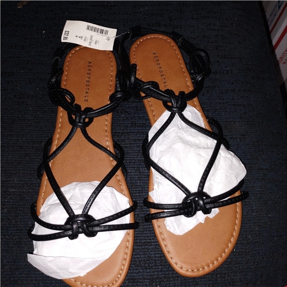 BRAND NWT NEVER WORN aeropostale strappy black criss cross sandal